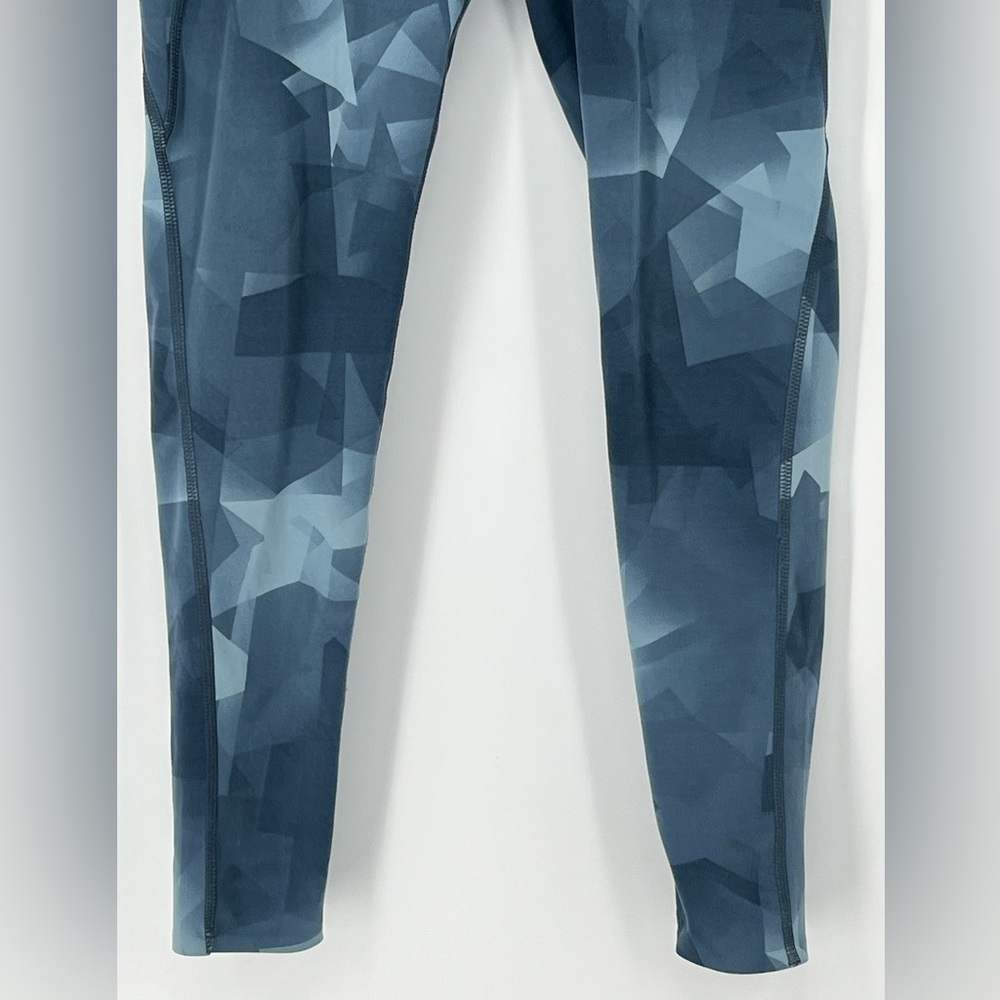 UNIQLO NWOT‎ LEGGINGS GREY GEOMETRIC PATTERN UV PROTECTION DRY COOL TO TOUCH - Picture 6 of 9